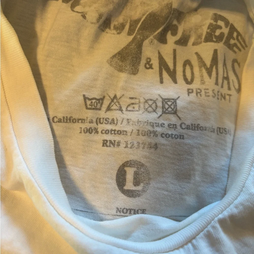 Men’s shirt size large - Picture 4 of 4